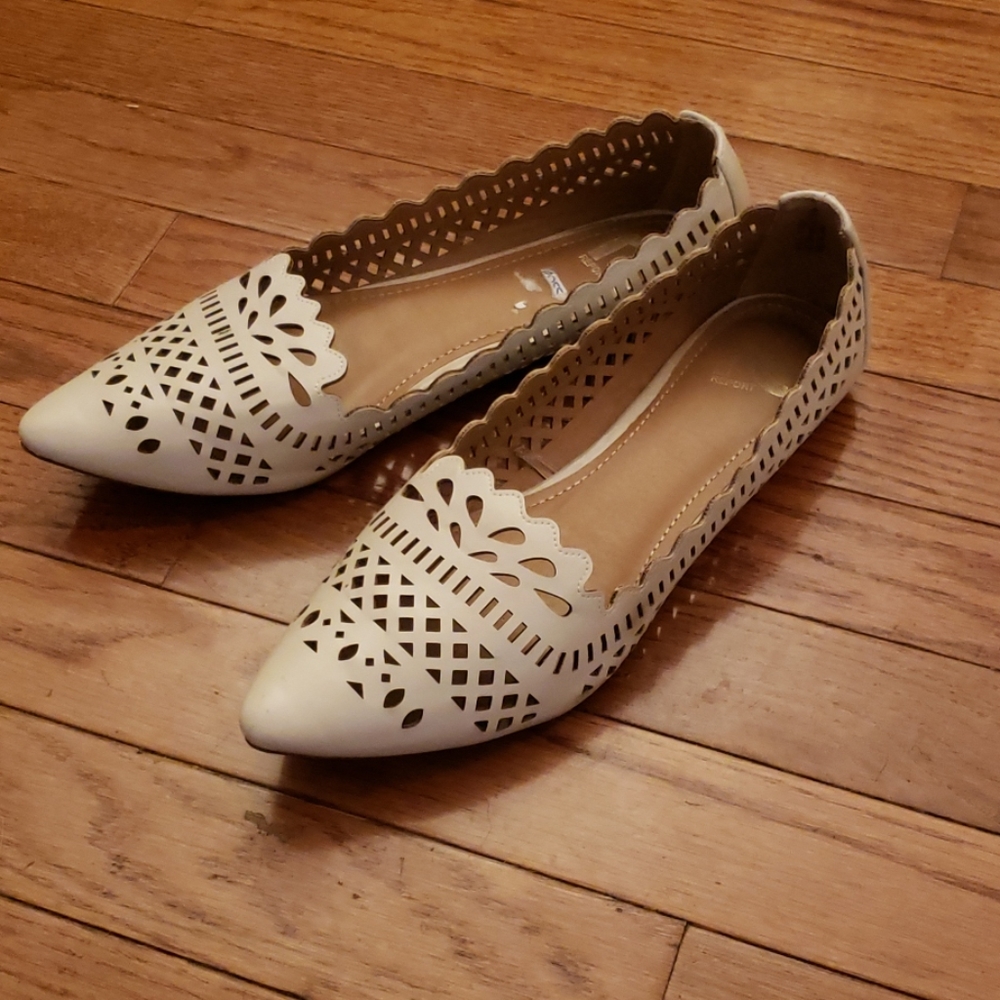 Cream colored flars